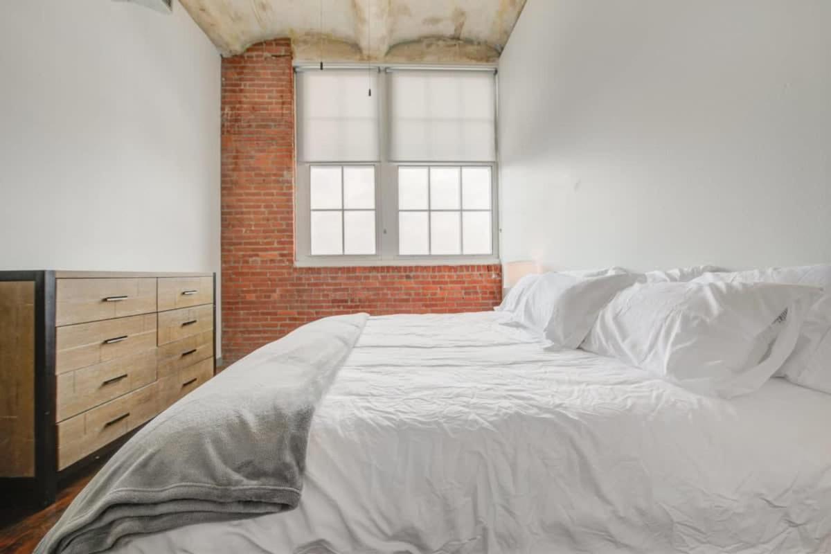 2Br 2Ba Spacious Historic Loft With Gym By Envitae Канзас-Сіті Екстер'єр фото